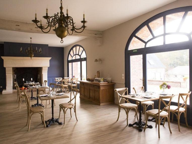 Domaine De Montchevreuil Hotel Fresneaux-Montchevreuil Kültér fotó
